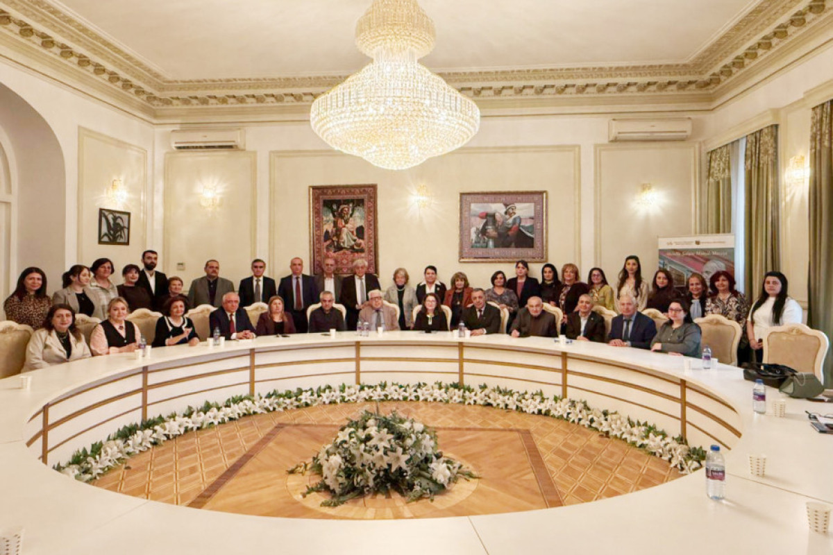 Abdulla Şaiqin 145 illiyi Azərbaycan Yazıçılar Birliyində qeyd edildi 