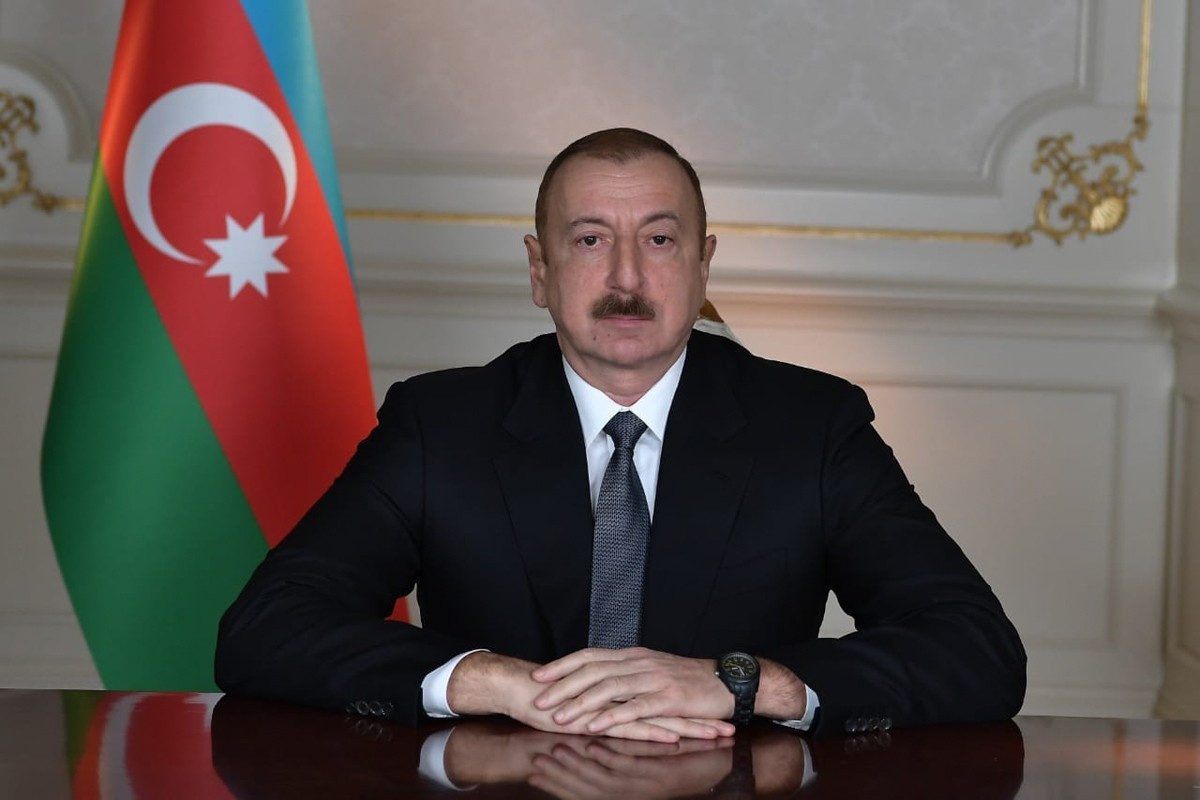 Prezident İlham Əliyevin sosial media hesablarında 1 Avqust - Azərbaycan Əlifbası və Azərbaycan Dili Günü münasibətilə paylaşım edildi 