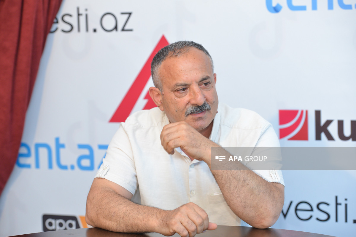 Kor-koranə heyranlıq tarixin saxtalaşdırılmasına yol açır... - Etimad Başkeçid  