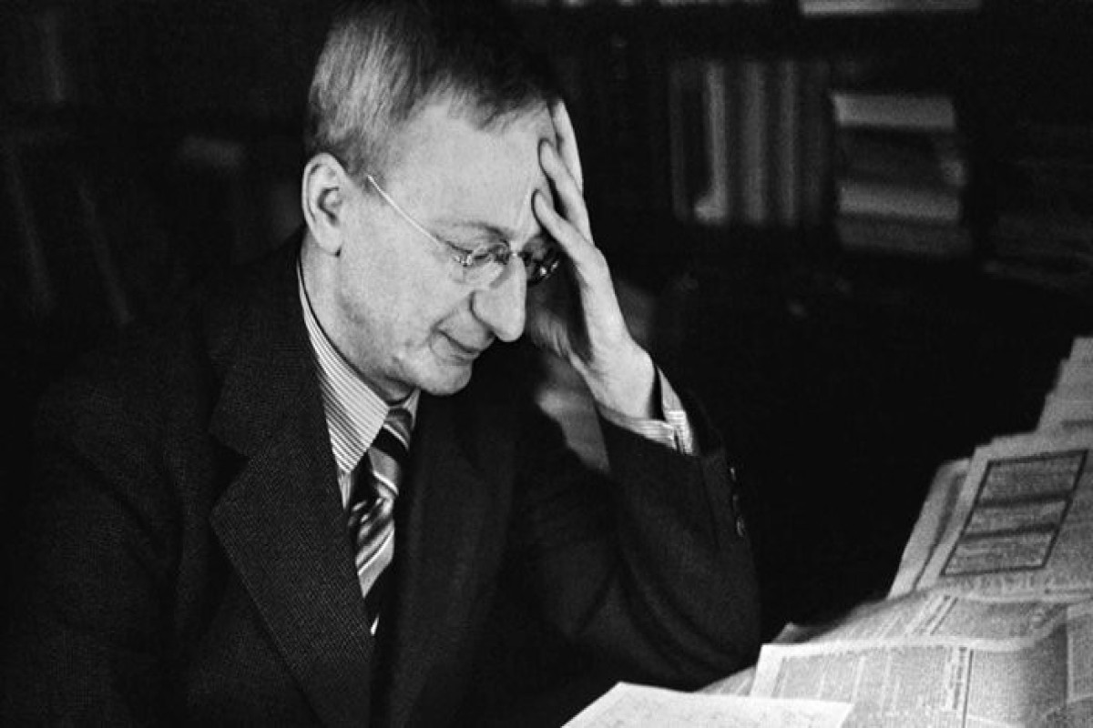 "Mənim kitablarım yandırılmağa layiq idi..." - Alman yazıçıdan sitatlar  