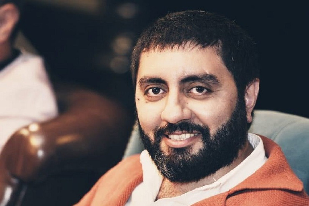 "Bu küçədə yaşayan adamların qalıqlarıyıq... "-  Alik Əlioğlunun şeirləri
 