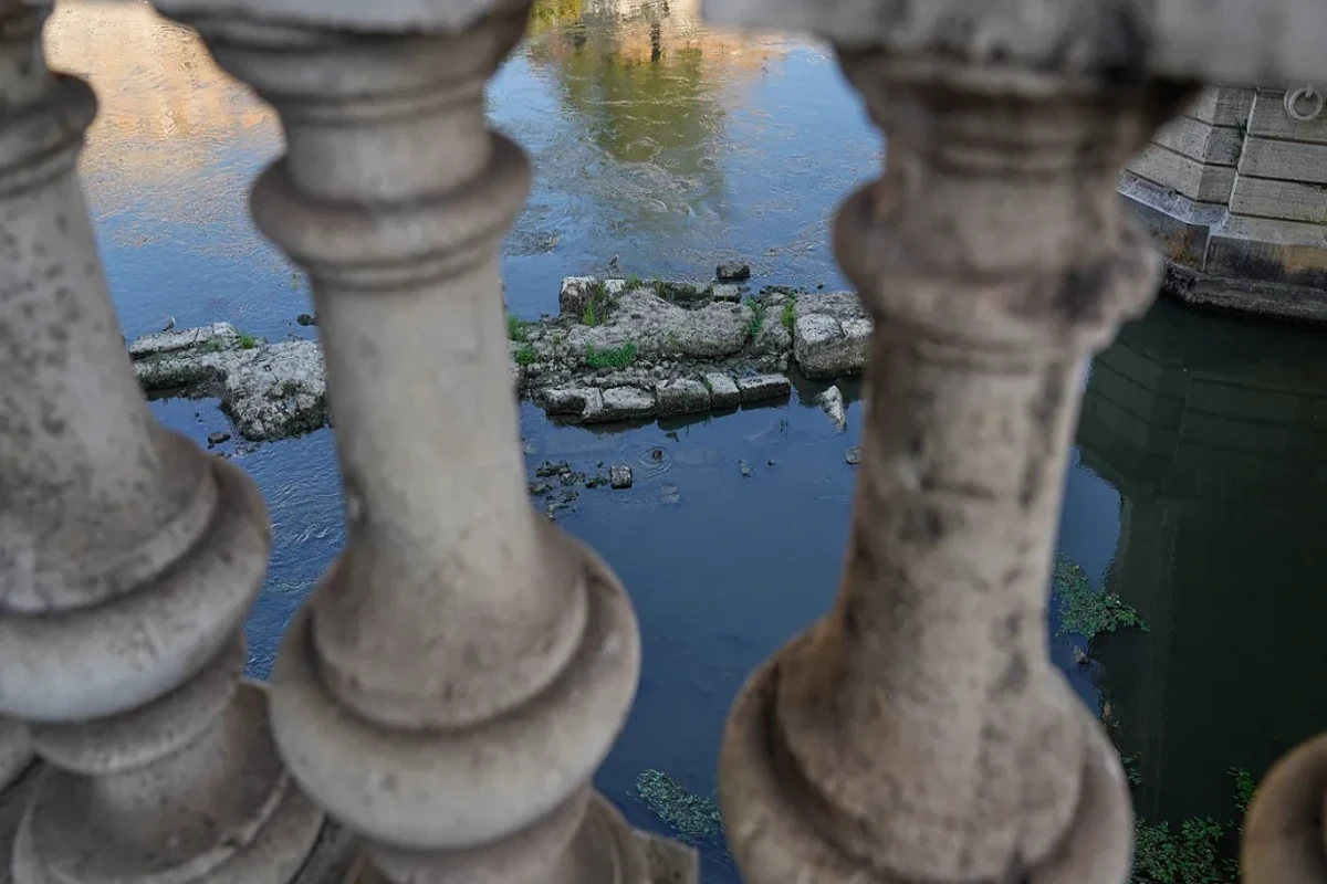 Qədim Roma körpüsünün qalıqları aşkarlandı 