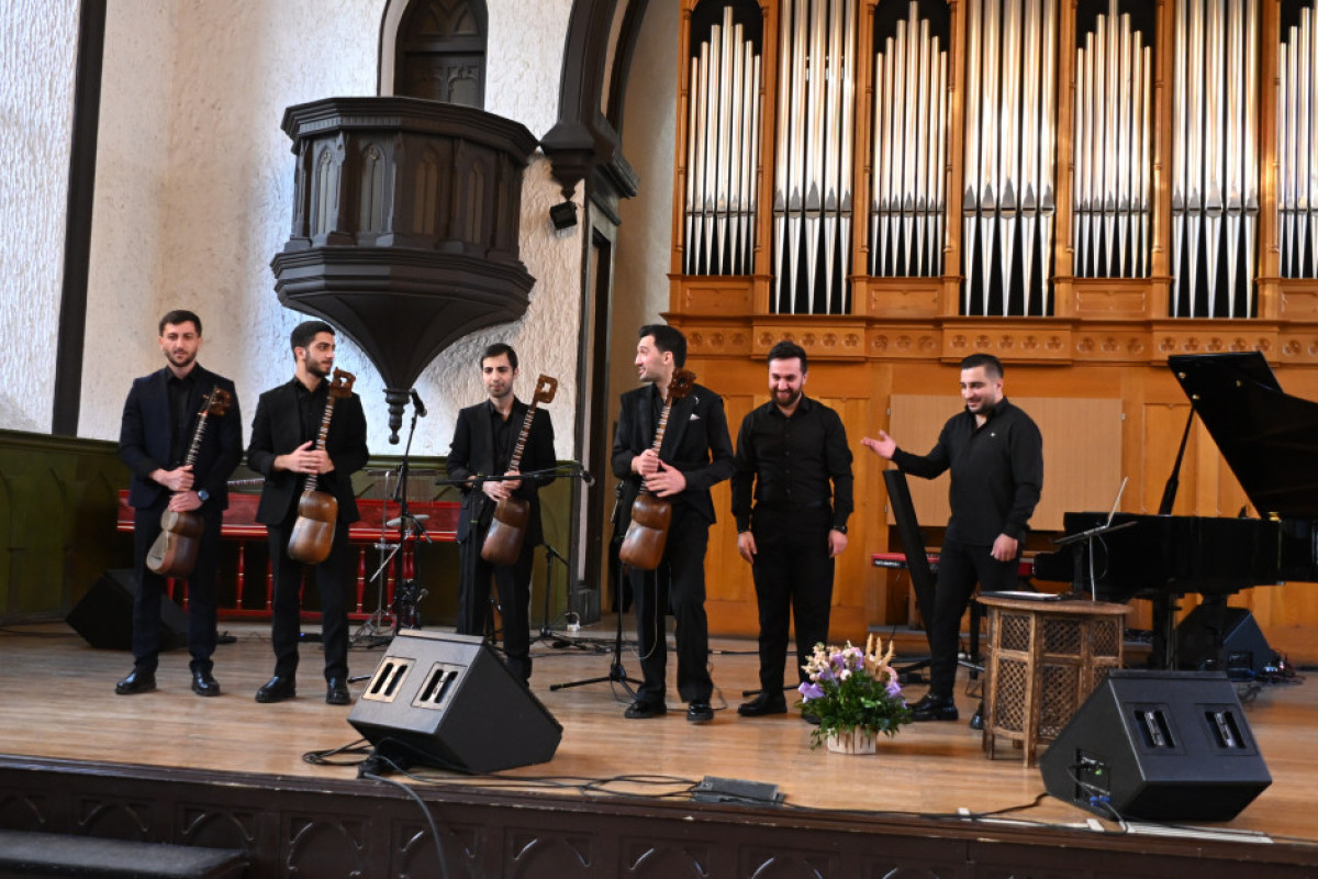 “Nəsillərin dialoqu”  adlı yeni layihə təqdim olundu