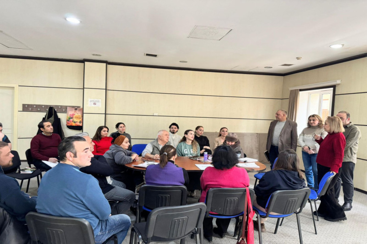 Gənc Tamaşaçılar Teatrında yeni tamaşanın oxunuş məşqlərinə başlanıldı 