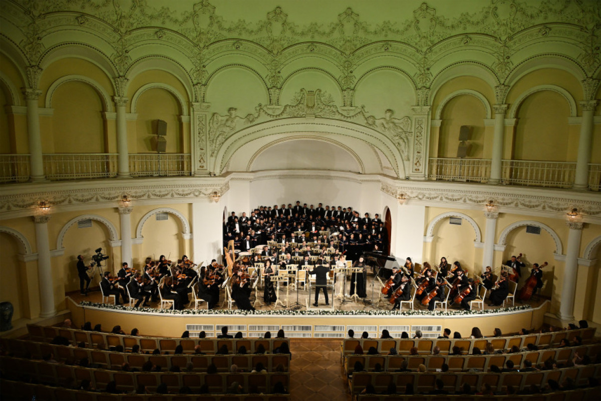 “Firuzə” konsert-tamaşasının premyerası oldu 