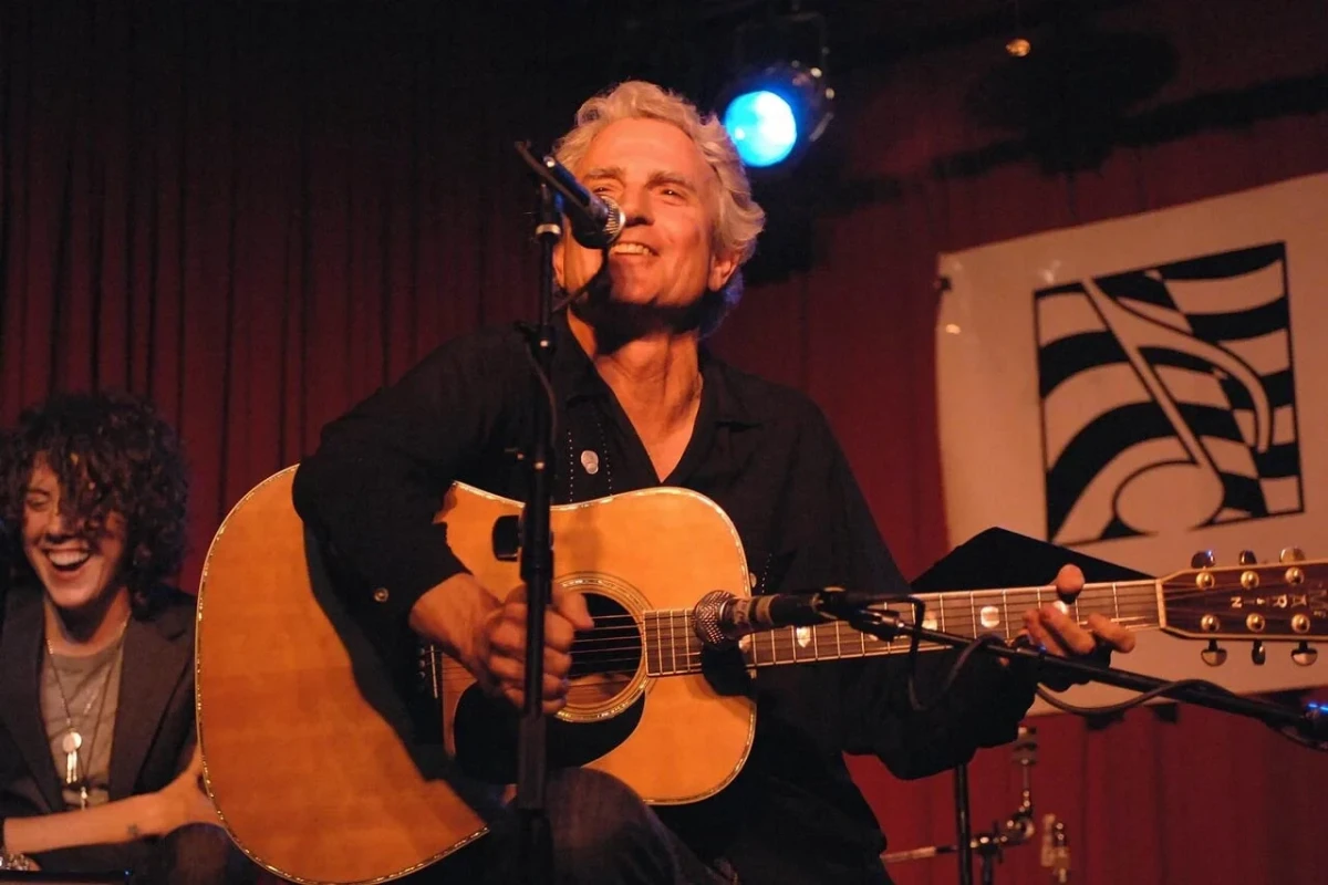 Məşhur amerikalı müğənni vəfat etdi  