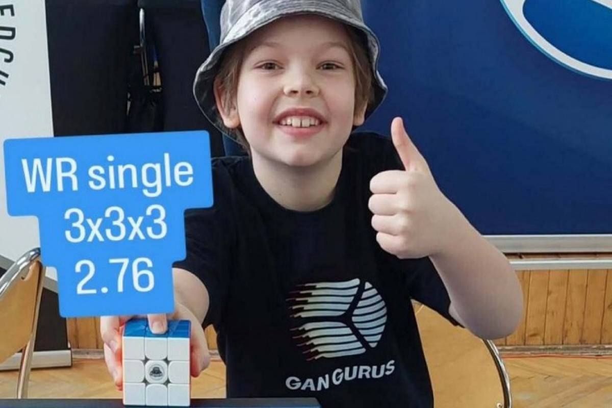 9 yaşlı uşaqdan dünya rekordu 