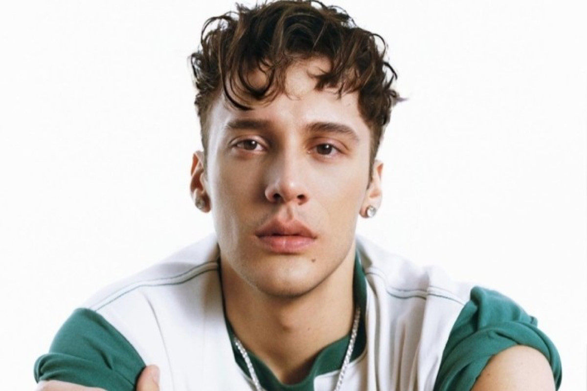 Müğənni Edis saxlanıldı 