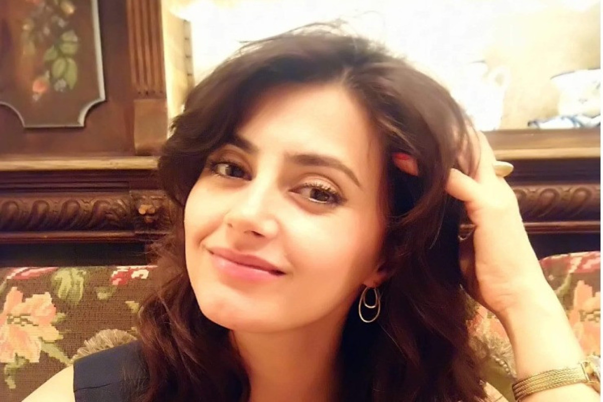 Beşiklə aramdakı məsafə - Reyhan Məcidlinin hekayəsi 