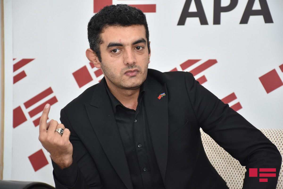 Nə yaxşı ki, bütün qan qrupları torpağa düşür... - İntiqam Yaşarın yeni şeirləri 