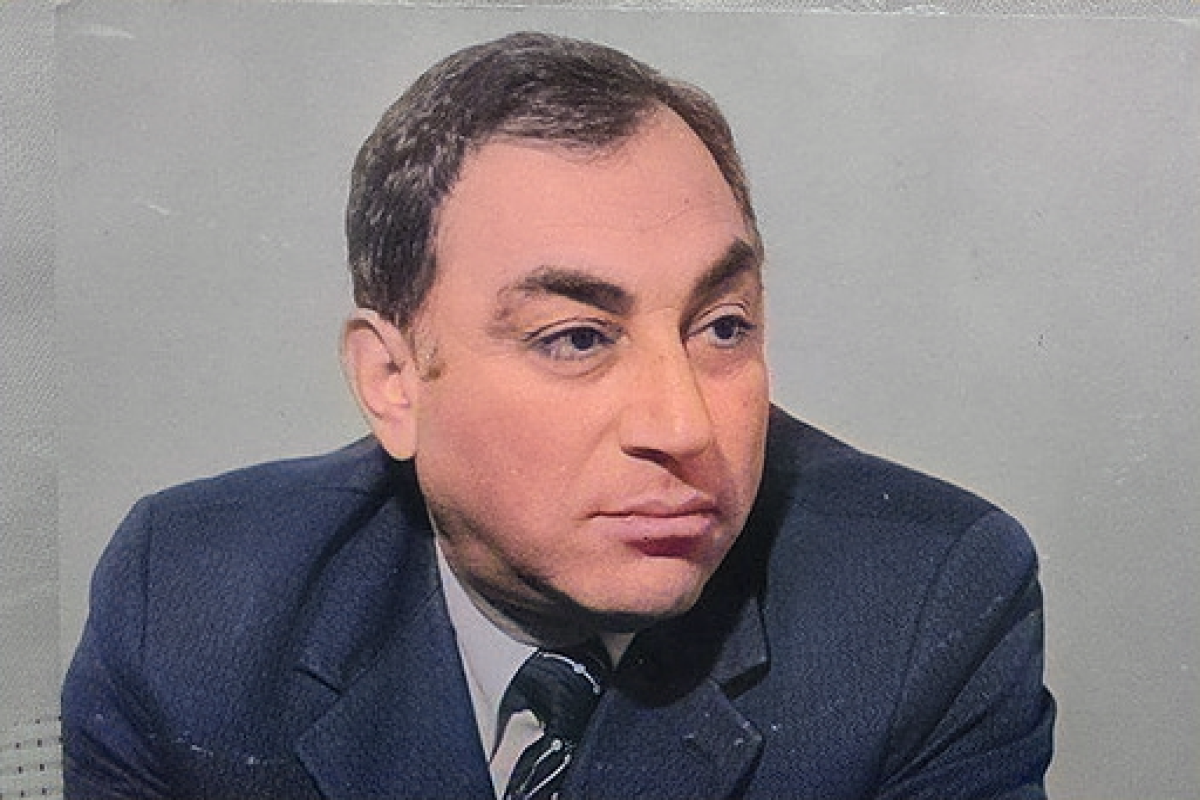 “Xərclədim gəncliyi qara pul kimi...” - Əliağa Kürçaylı 