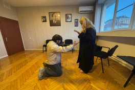 “Ayı” adlı tamaşanın məşqlərinə başlanıldı  