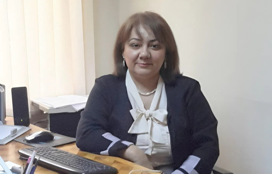 Xalq yazıçısının qızına...