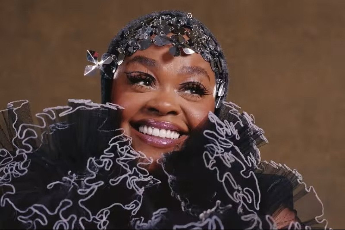 Neosoul ritmlər, eksperimental axtarışlar, unudulmaz klassika... - Bu həftə nələri dinləyək? 