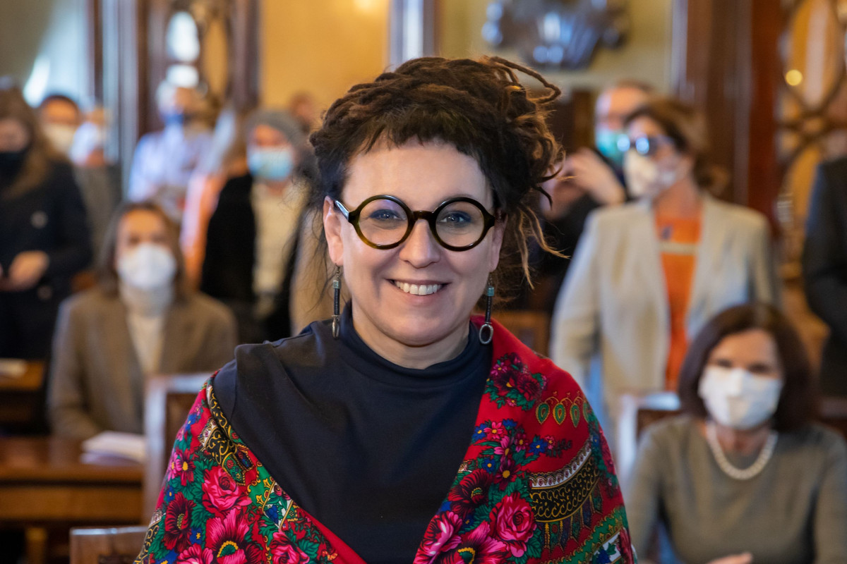 Nobel kürsüsündəki "satqın" - Olqa Tokarçuk Polşanı niyə iki cəbhəyə böldü? 