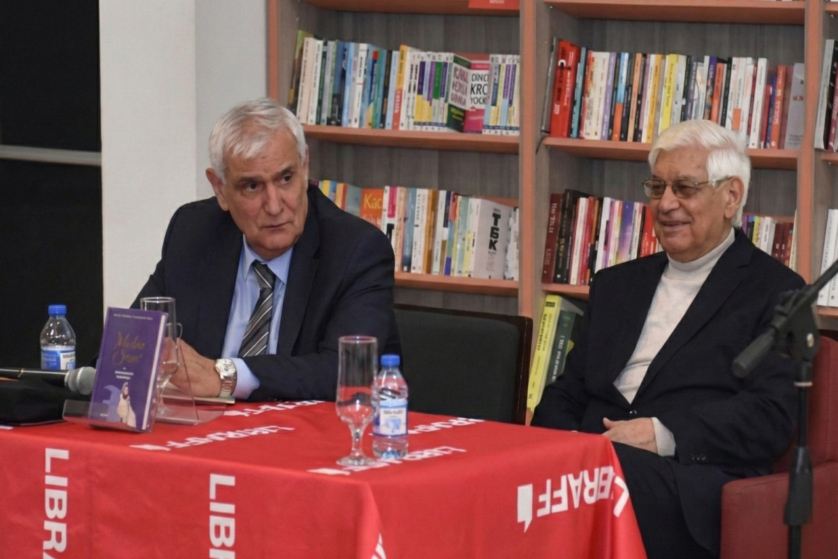 Kamal Abdulla və Rafiq Əliyevin həmmüəlifi olduğu kitab "Amazon"da 