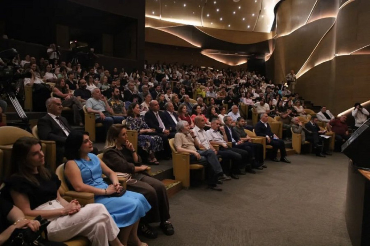 İlqar Fəhminin yaradıcılıq gecəsi: “Məni axtar darıxanda” 