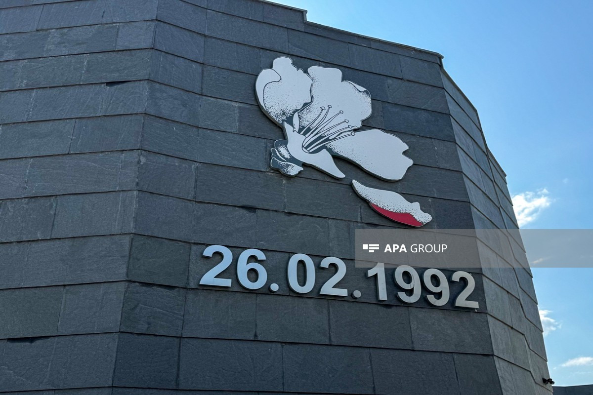 IV Şuşa Qlobal Media Forumunun iştirakçıları Xocalı Soyqırımı Memorialını ziyarət etdi 