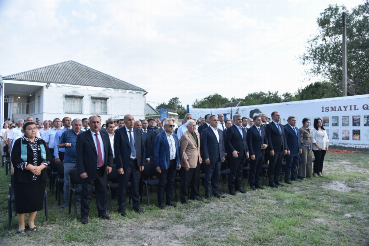 Goranboyda İsmayıl Qarayevə həsr olunan “Ədəbiyyat Günləri” 