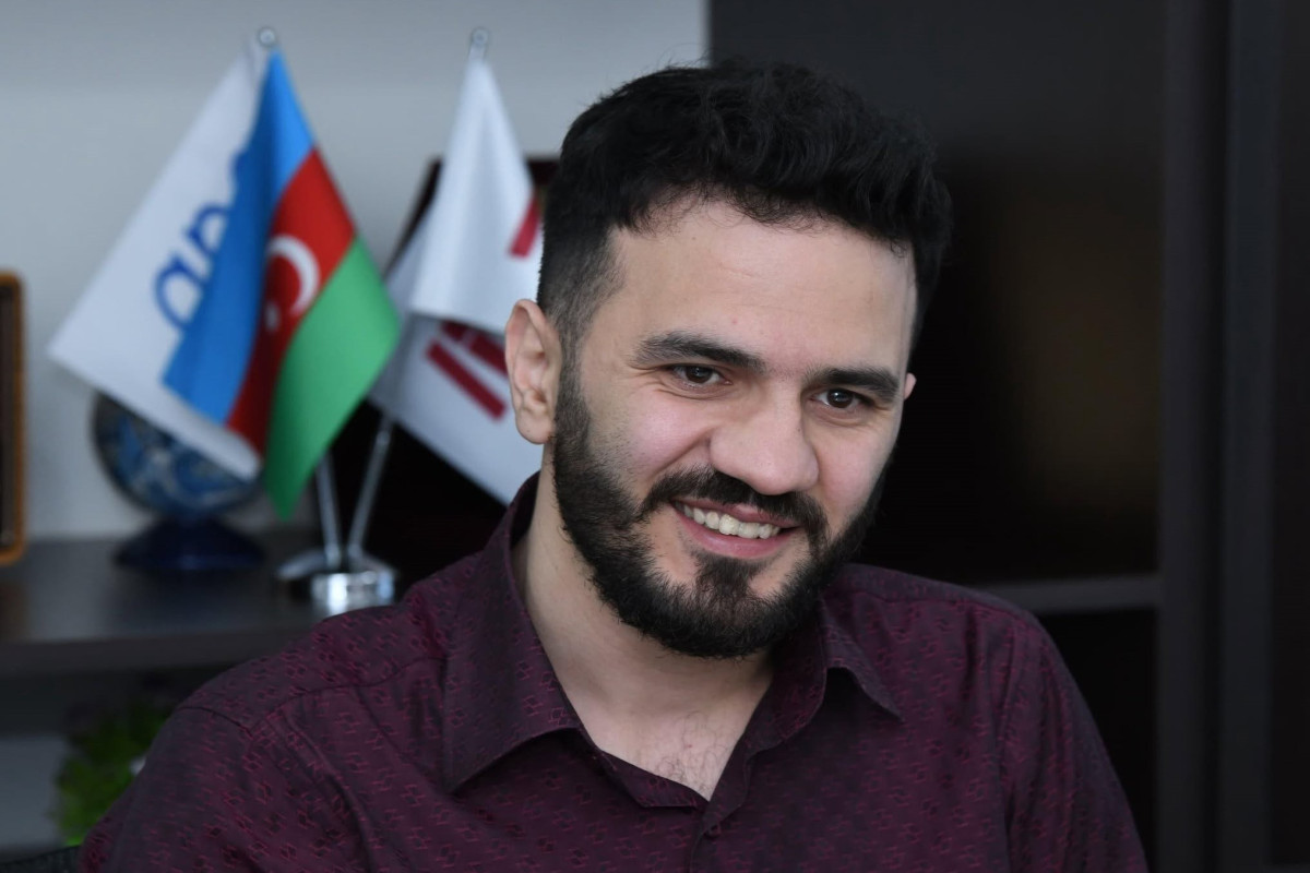 "Şərqli-qərbli" müqayisələrində intellektual orqazm yaşayanlar -  Ulucay Akif  