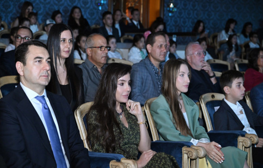 Musiqili Teatrda yeni tamaşa: “Balaca şahzadə”  