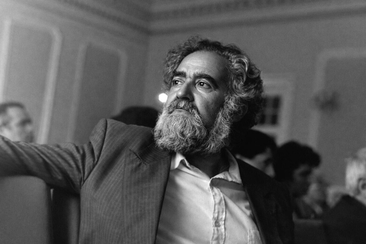 "Aç başından bu şalı, qara bağlamaq olmaz..." - Xəlil Rza Ulutürkün həbsxana şeirləri  