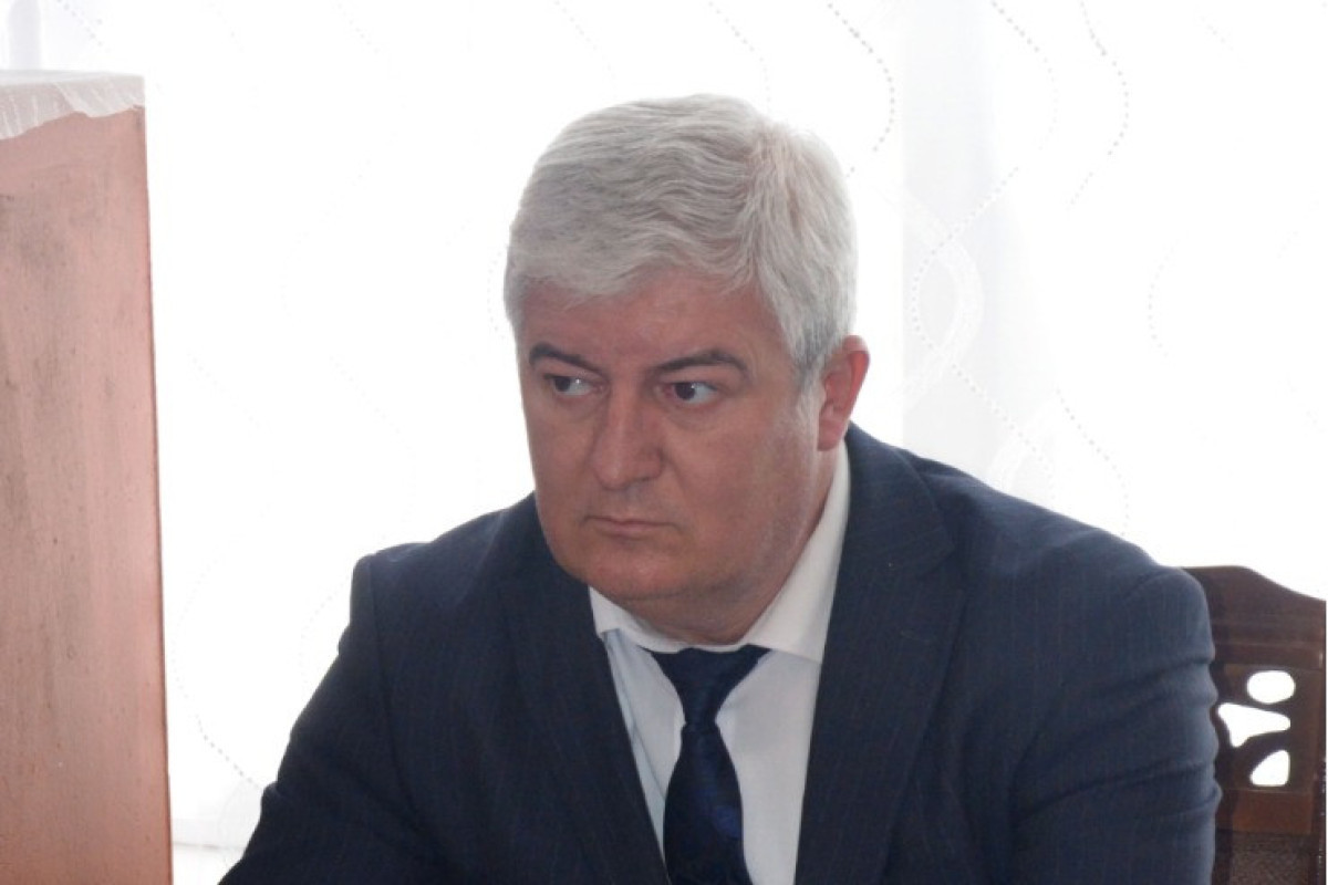 "Dövlət qulluğunda olmağım yazılarımda azadlığımı məhdudlaşdırmayıb" - Daşqın Məmmədov  