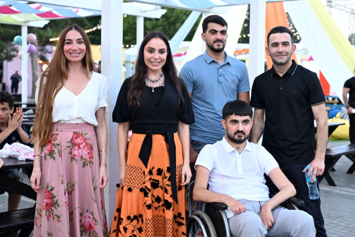 Leyla Əliyeva və Arzu Əliyeva “CandyFest” yay festivalında 