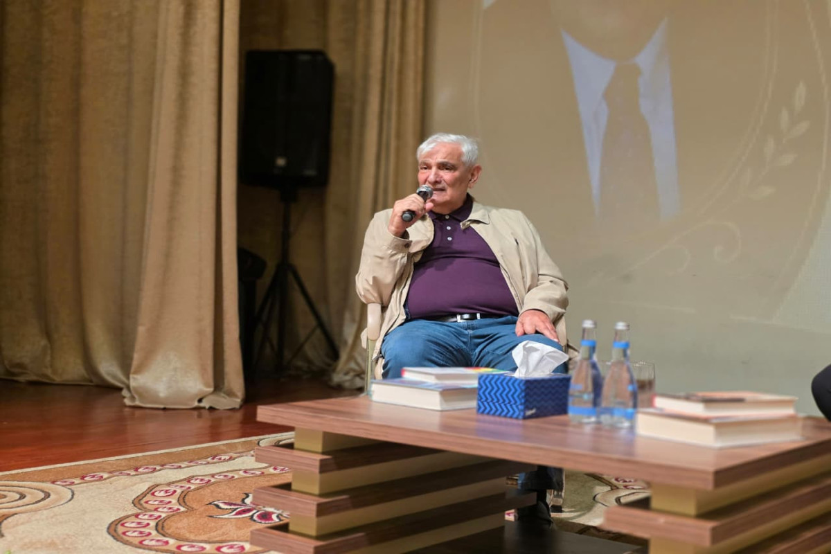 Canlı, səmimi və işıqlı səhifələr... - Ömrün 75 illik zirvəsi 