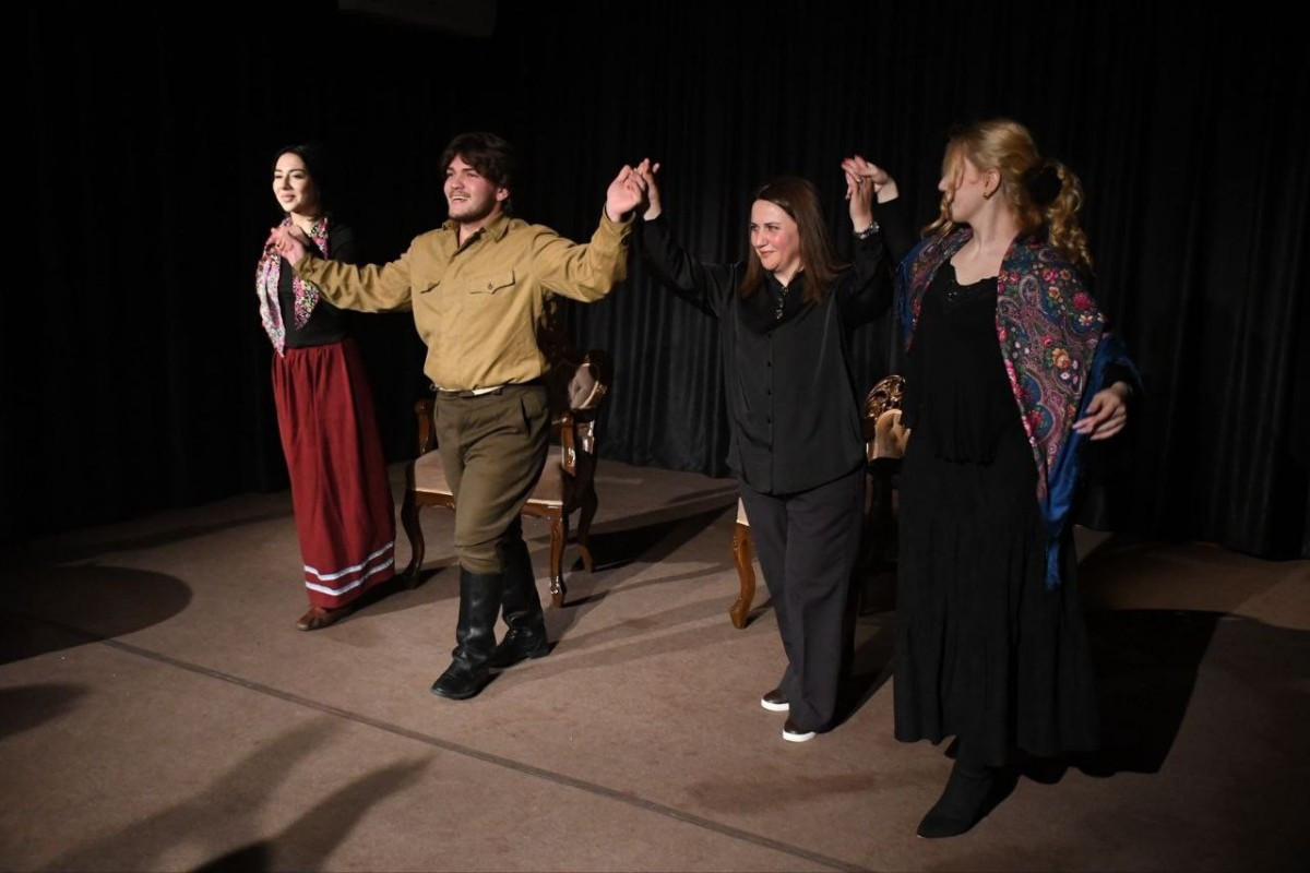 “Ayı” adlı tamaşanın premyerası keçirildi 