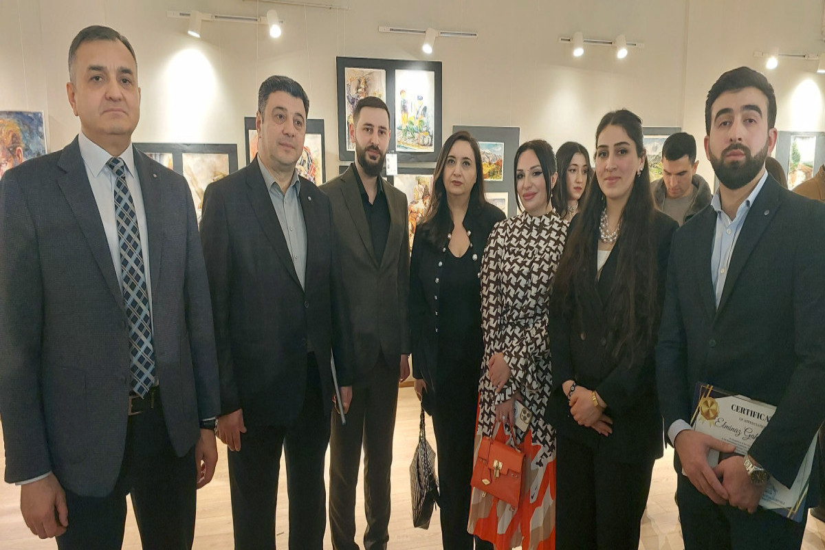 Azərbaycan rəssamlarının əsərləri Tbilisidə  