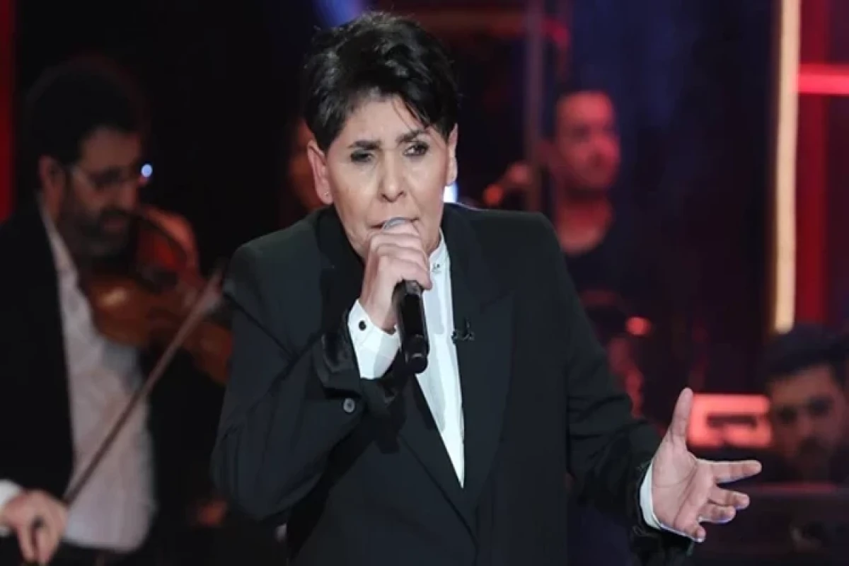 Məşhur müğənni xəstəxanaya yerləşdirildi 