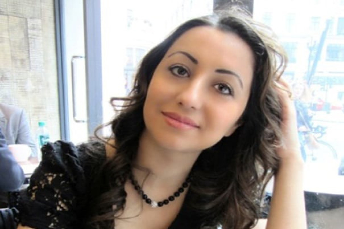 Gələsən, yeddi öpüşlə oyadasan məni... - Mana Ağayinin şeirləri  