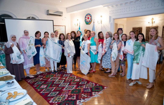 Azərbaycan kəlağayı sənəti...