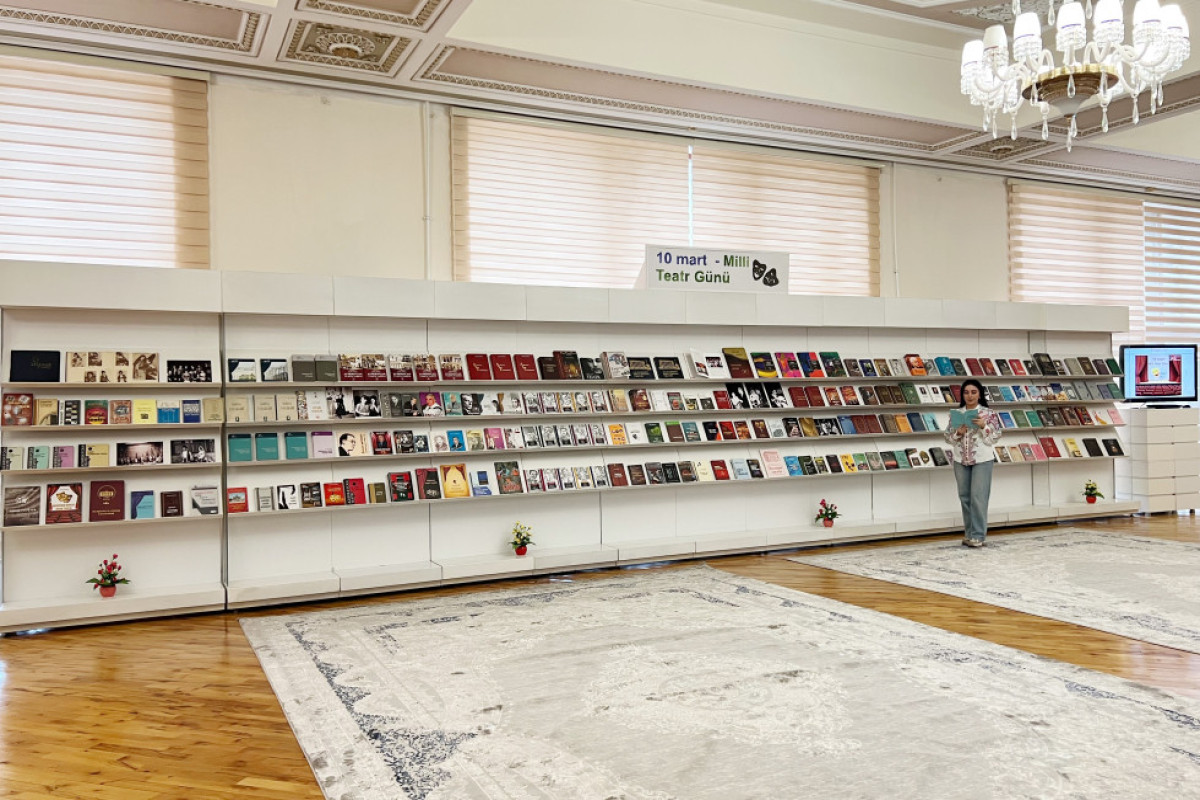 Milli Tеatr Günü münasibətilə sərgi açıldı 