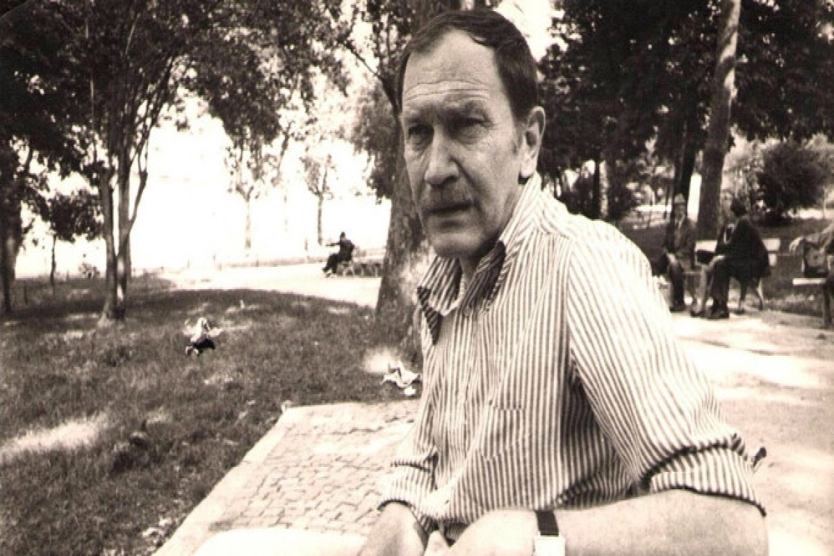 Bir gün səhər-səhər qapını döysəm... - Turqut Uyar 