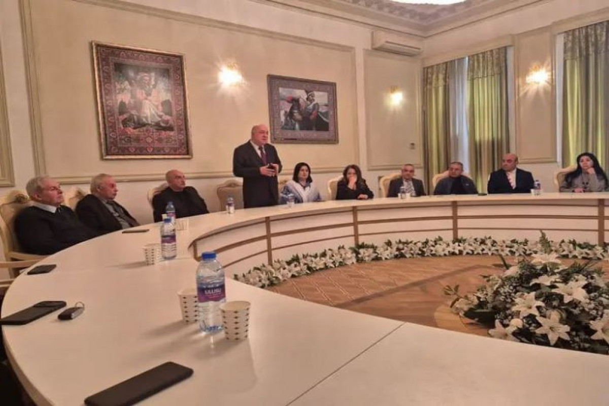 "Riyakarın iflası"  kitabının təqdimatı keçirilsi