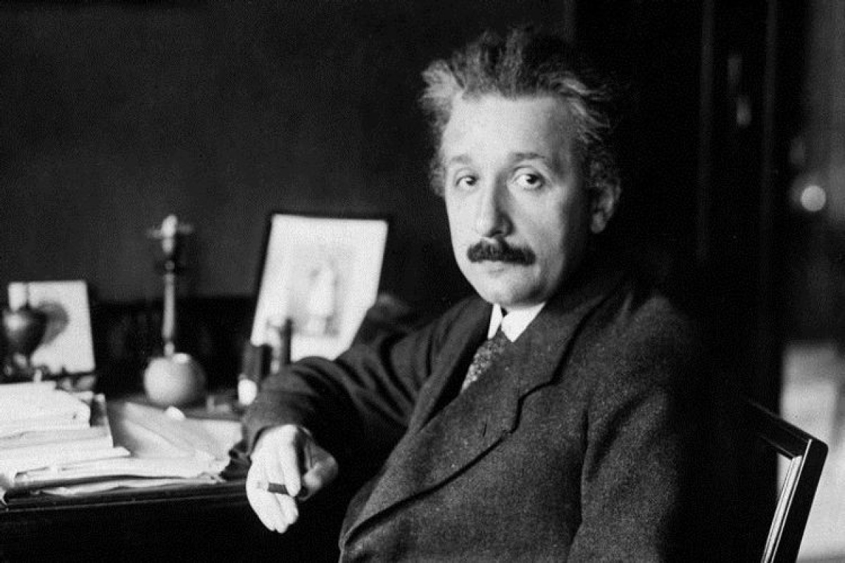 Eynşteynin ən çox sevdiyi beş kitab - Siyahı 