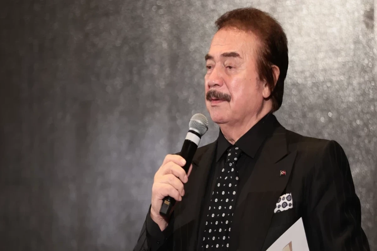 Orhan Gencebay xəstəxanaya yerləşdirildi  