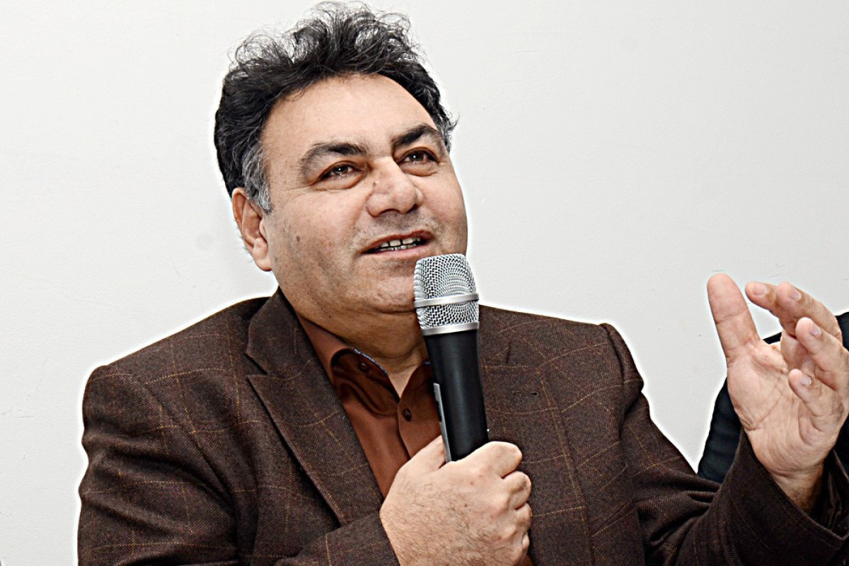 Yüz il əvvəl, yüz il sonra: Türkologiya Konqresi - Orxan Aras 