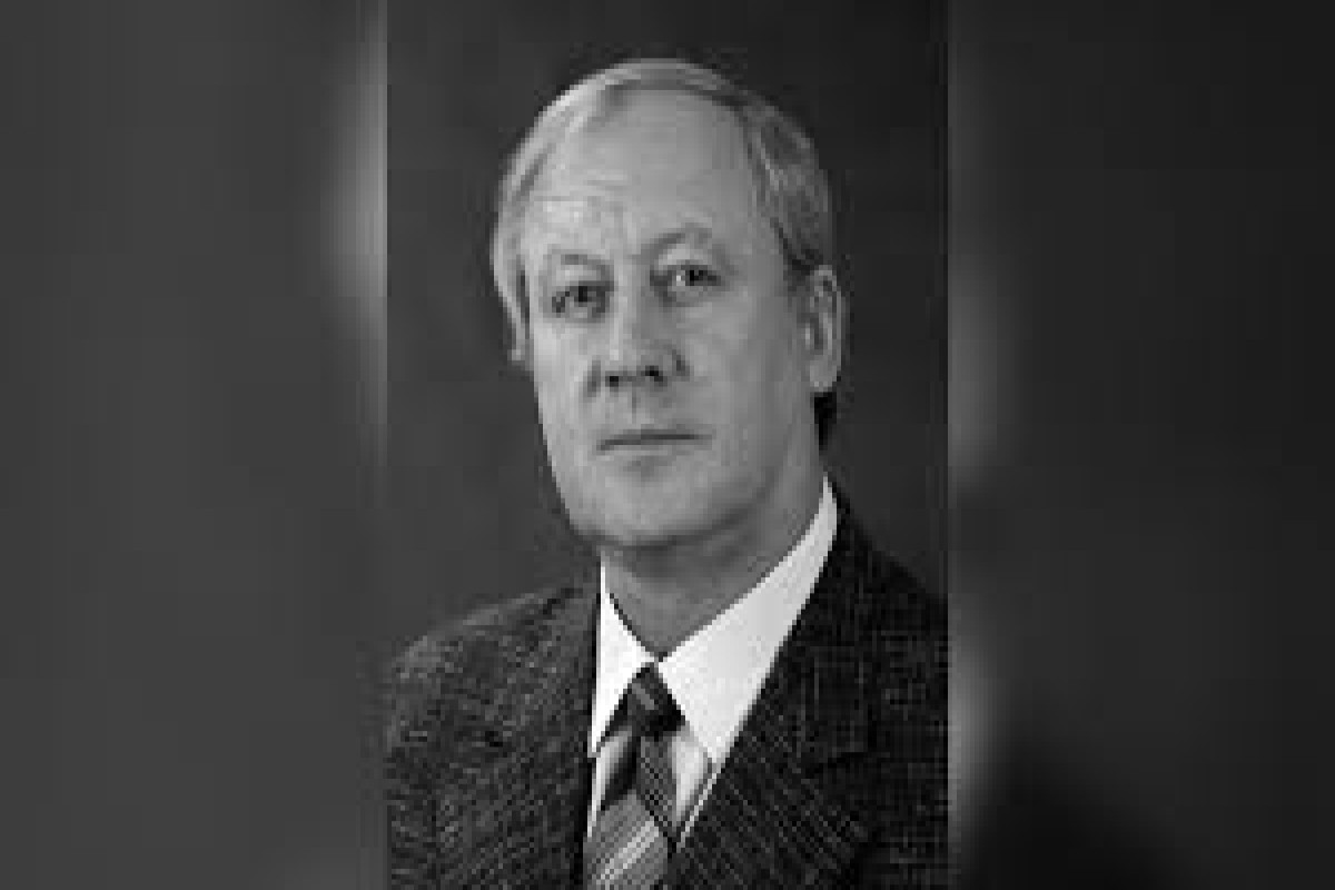 Məşhur aktyor vəfat etdi 