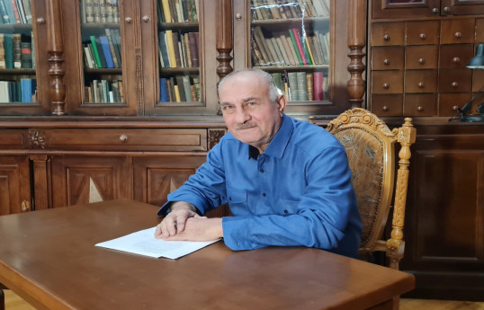 Qəni Camalzadə:  "Süni...