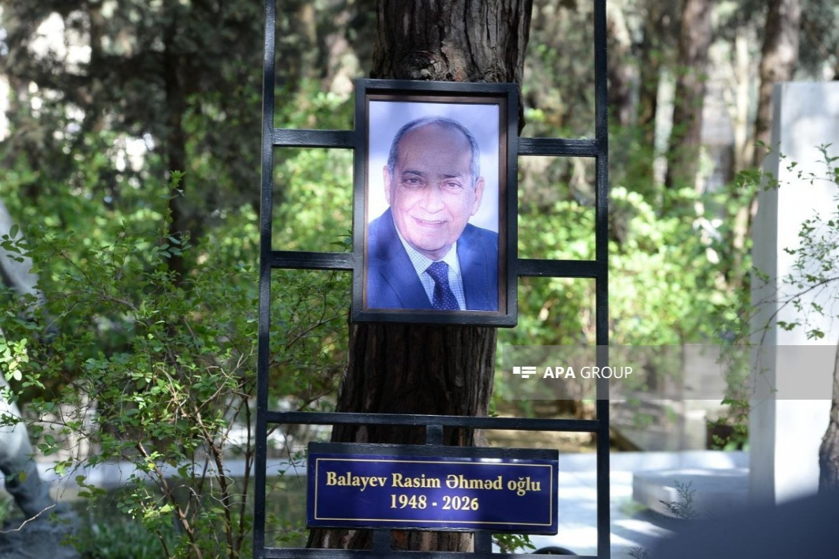 Xalq artisti Rasim Balayev I Fəxri xiyabanda dəfn edildi 