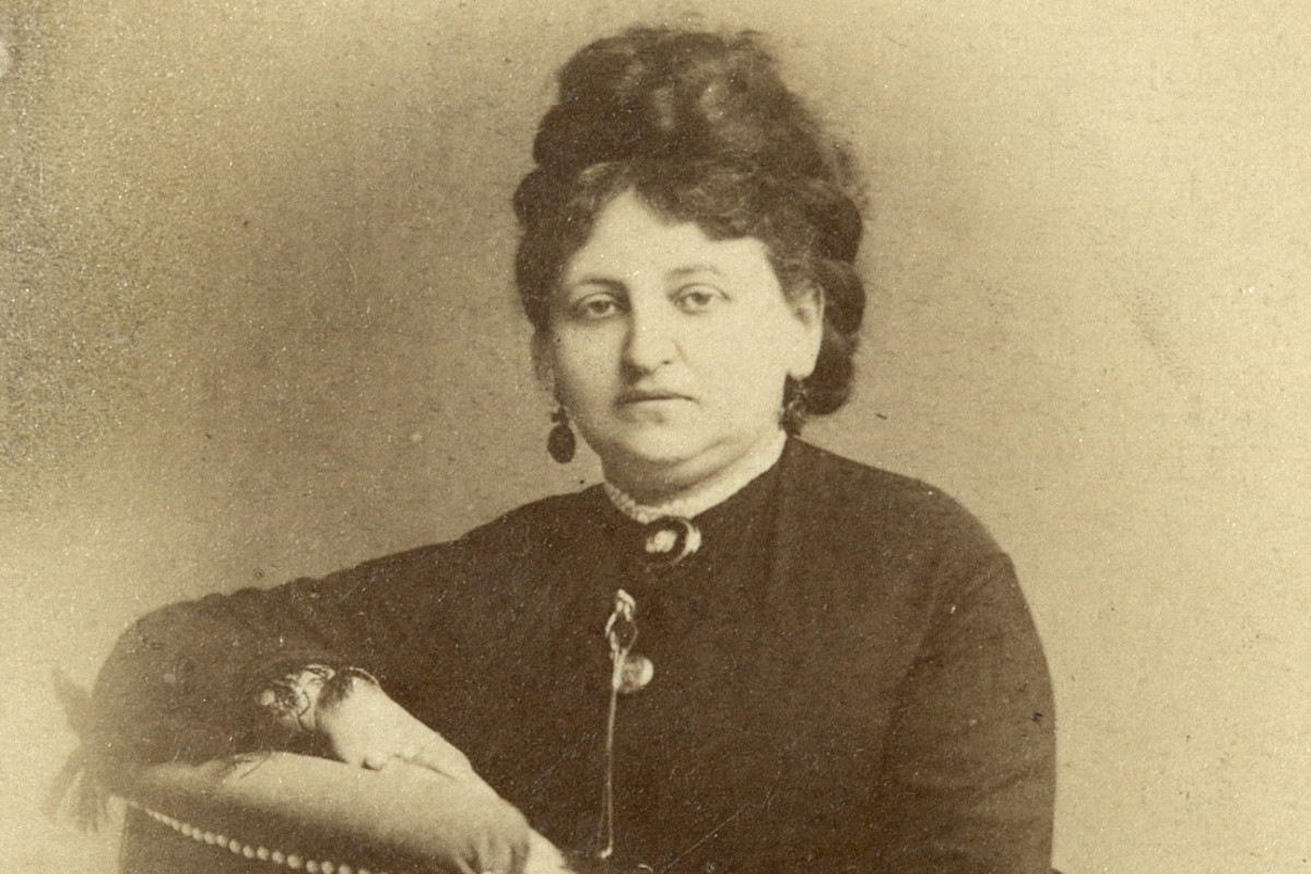 Sloveniyanın ilk qadın romançısı  kim idi?