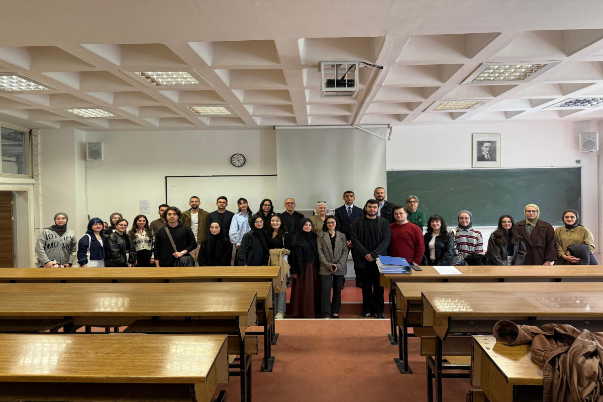 Türkiyənin Mərmərə Universitetində İntiqam Yaşarla görüş keçirildi 