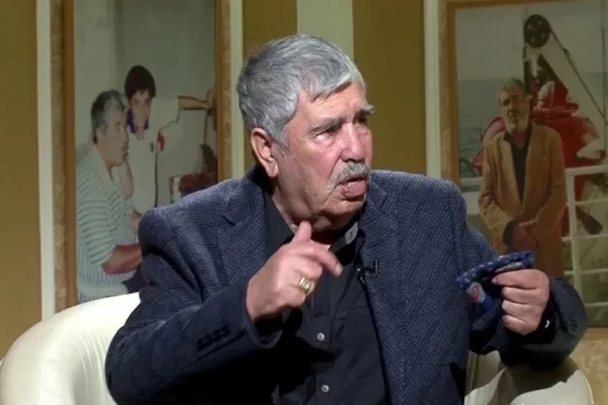 Şair Yusif Həsənbəy vəfat etdi 