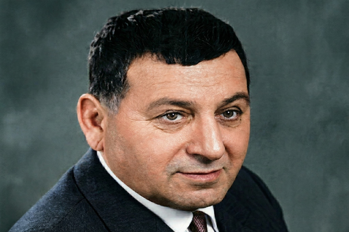 Mətanətlə, dəyanətlə qoşam mənim, Şuşam mənim! - Günün şeiri  