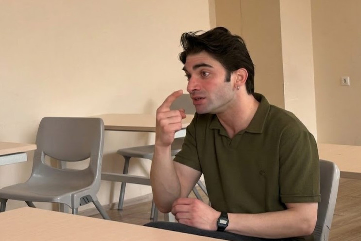 Türkiyəli aktyor:  "Teatrın alternativi yoxdur, ola da bilməz..." - Müsahibə   