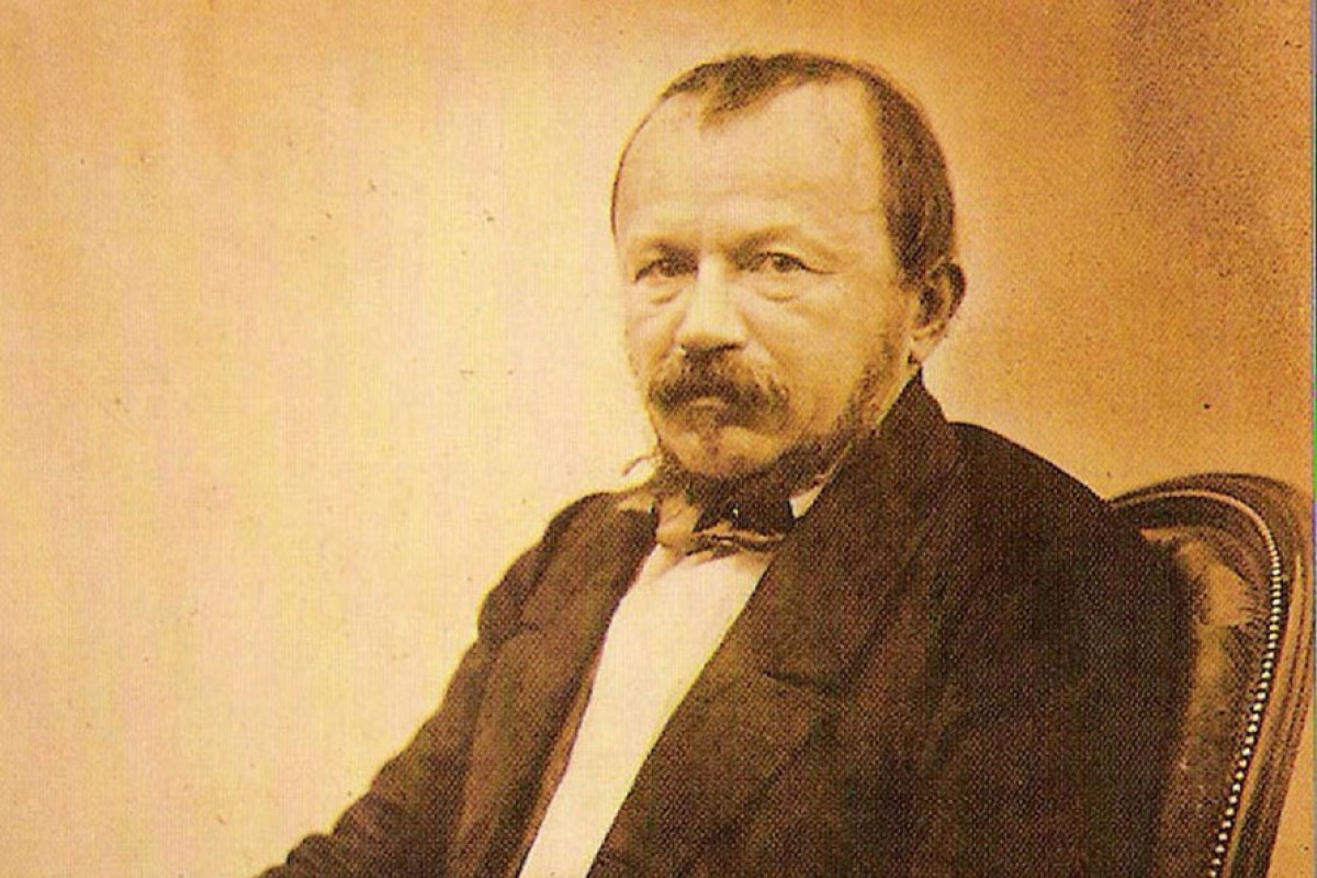 İşığa qərq edəcək ömrümün gecəsini... - Jerar de Nervaldan şeirlər  