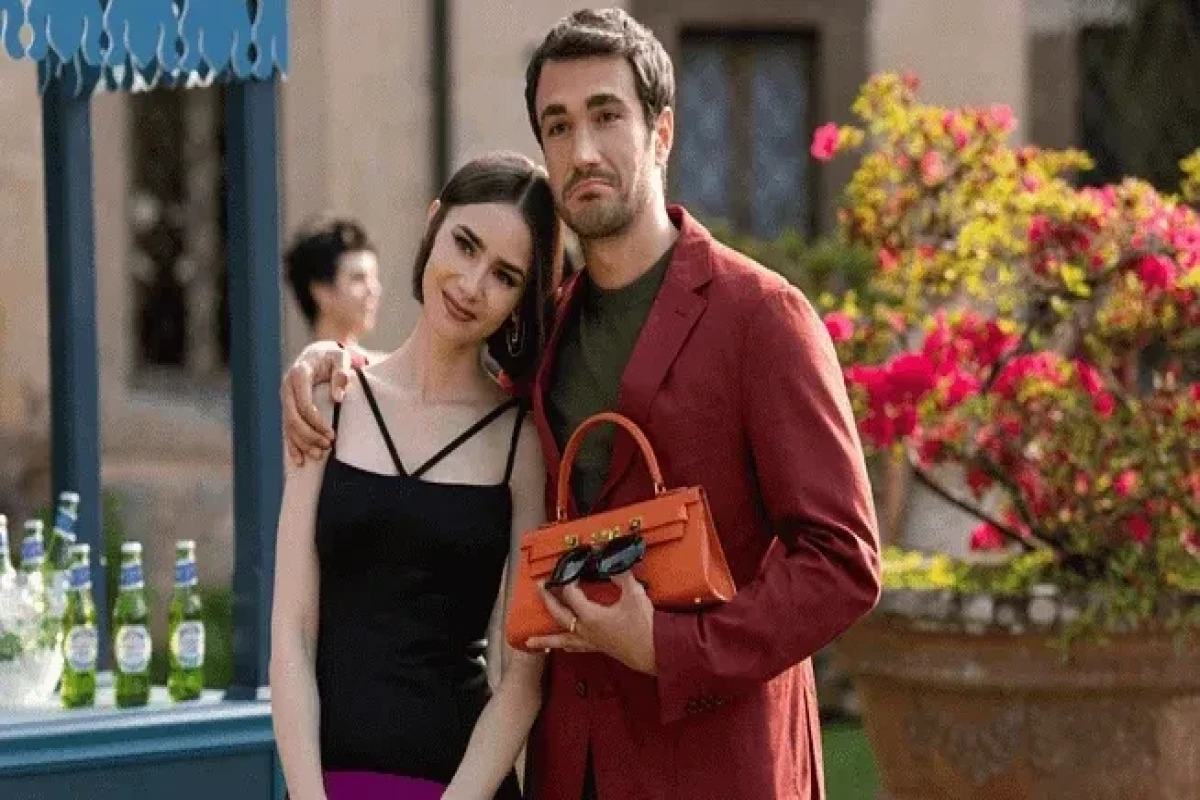 "Emili Parisdə" serialı son mövsümü yayımlanacaq 